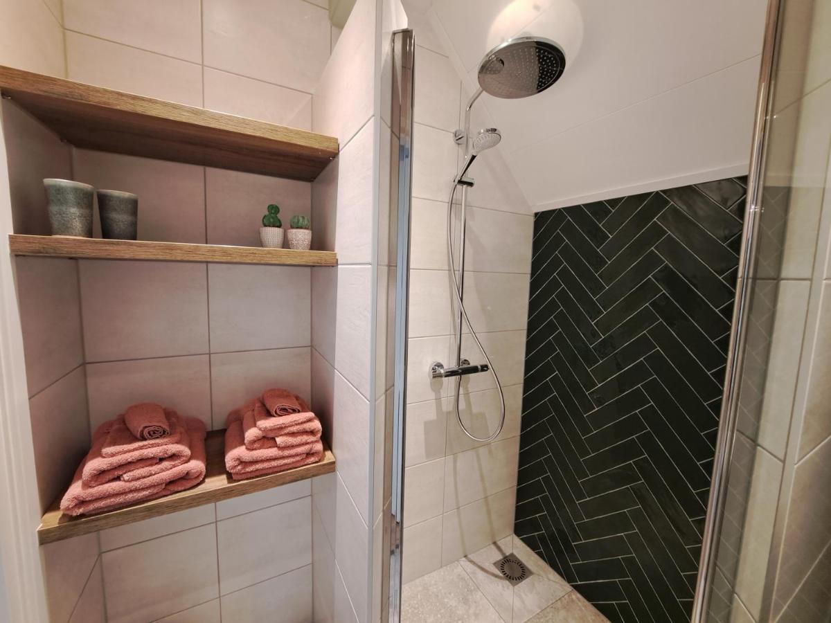 B&B Ut En Thus Sweagerbosk Eksteriør billede